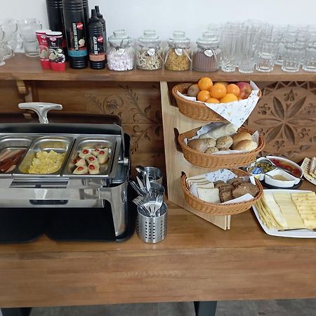 Goralsko Manufaktura Hotel Bukowina Tatrzanska Bagian luar foto