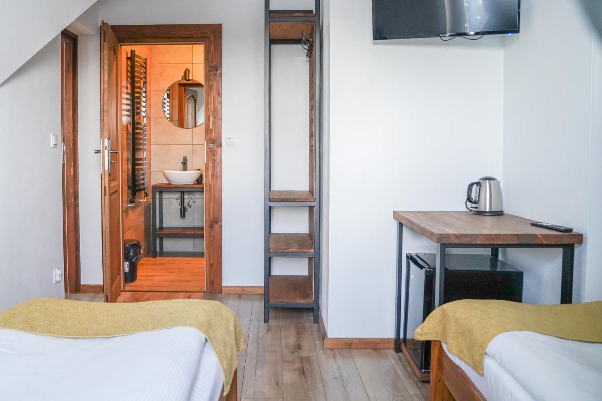 Goralsko Manufaktura Hotel Bukowina Tatrzanska Bagian luar foto